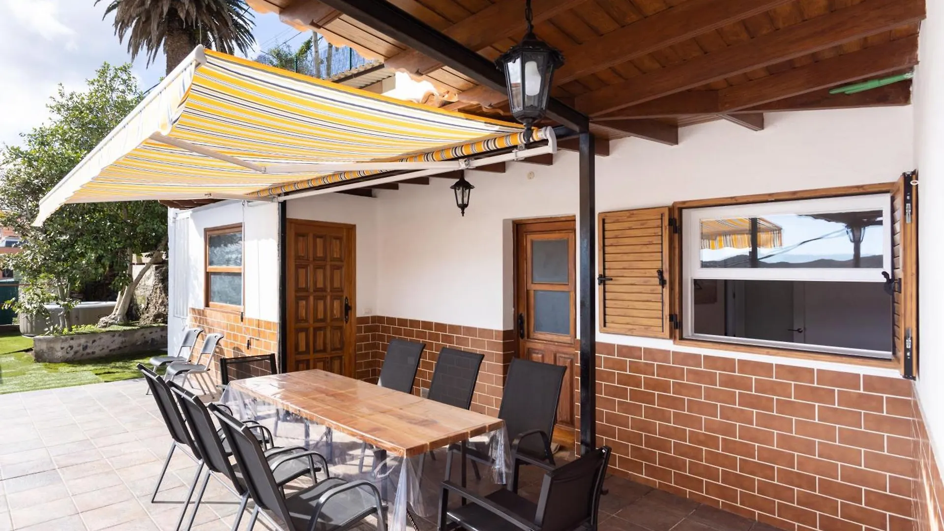 Live Tata Casa Con Jardin Y Vistas Villa La Laguna  Spain